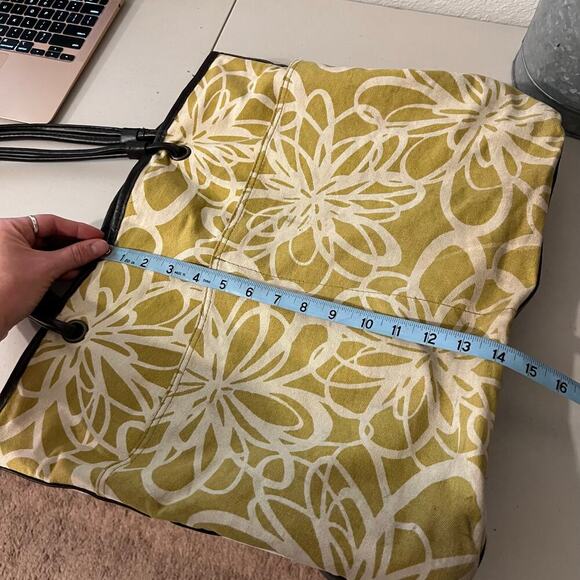 Large Yellow Retro Floral Beach Summer Brown Vegan Leather Trim Tote Bag - Picture 15 of 16